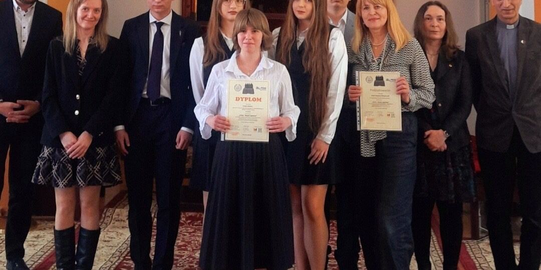 e73838b0-120e-4599-9fb7-643e1ae98857